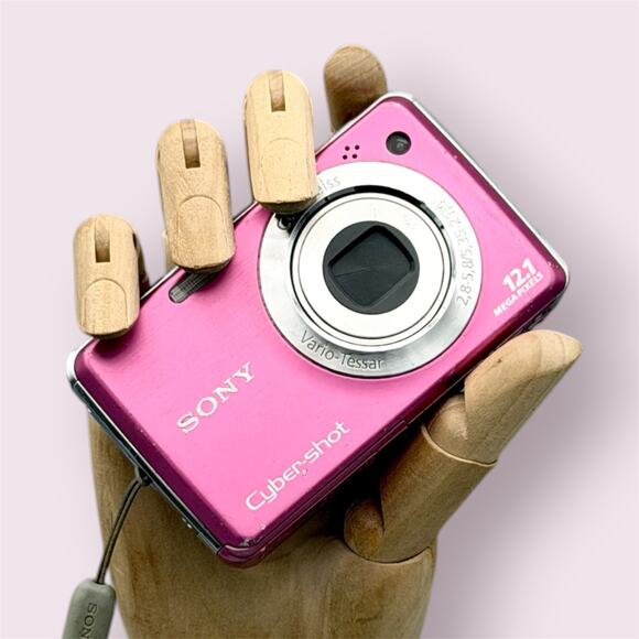 Sony Cyber-shot DSC-W220 Digital Camera | 12MP | Pink - Picture 1 of 5